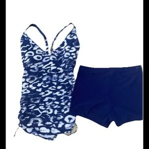 NWT Blue/White Women’s Medium Halcurt 2 Piece Swimsuit..Size Medium